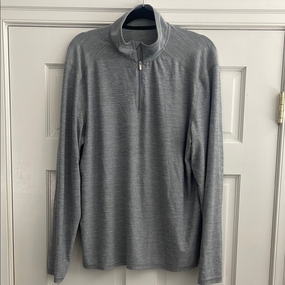 Calvin Klein Men's Zip-Up 1/4 zip in Gray medium EUC - Picture 1 of 4